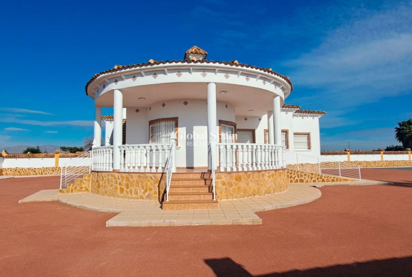 Venta - Finca/Propiedad campestre -
CATRAL - Catral