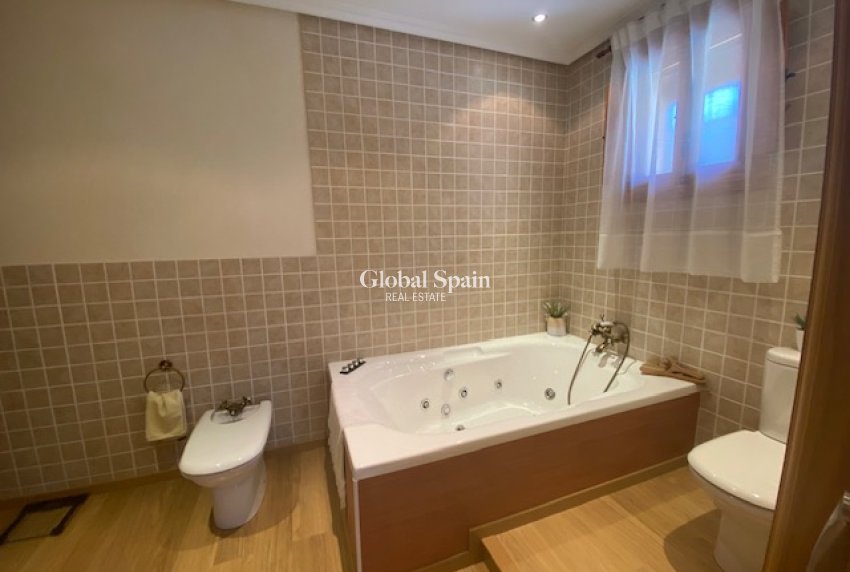 Venta - Finca/Propiedad campestre -
MURCIA