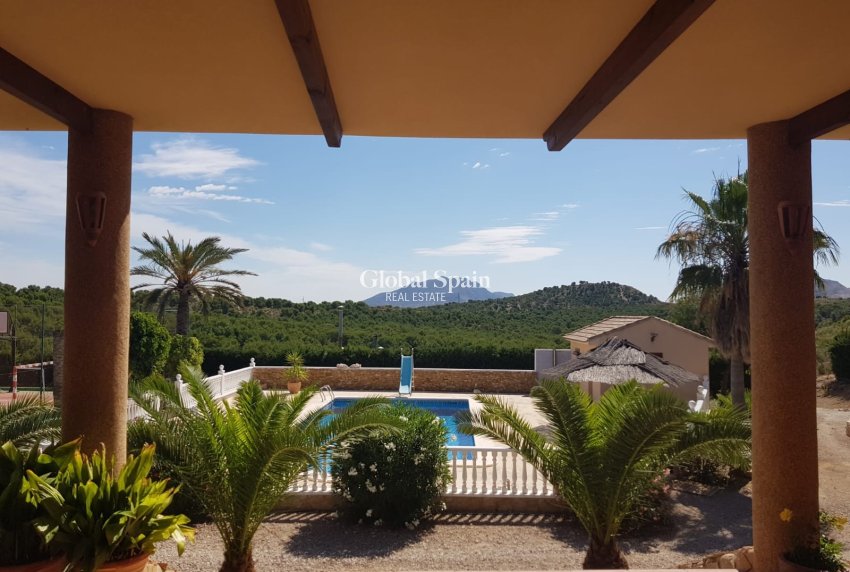Venta - Finca/Propiedad campestre -
MURCIA