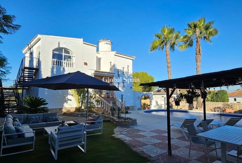 Venta - Finca/Propiedad campestre -
PILAR DE LA HORADADA - Pinar de Campoverde