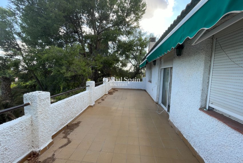 Venta - Finca / Propiedad en el campo -
ALBATERA - Albatera