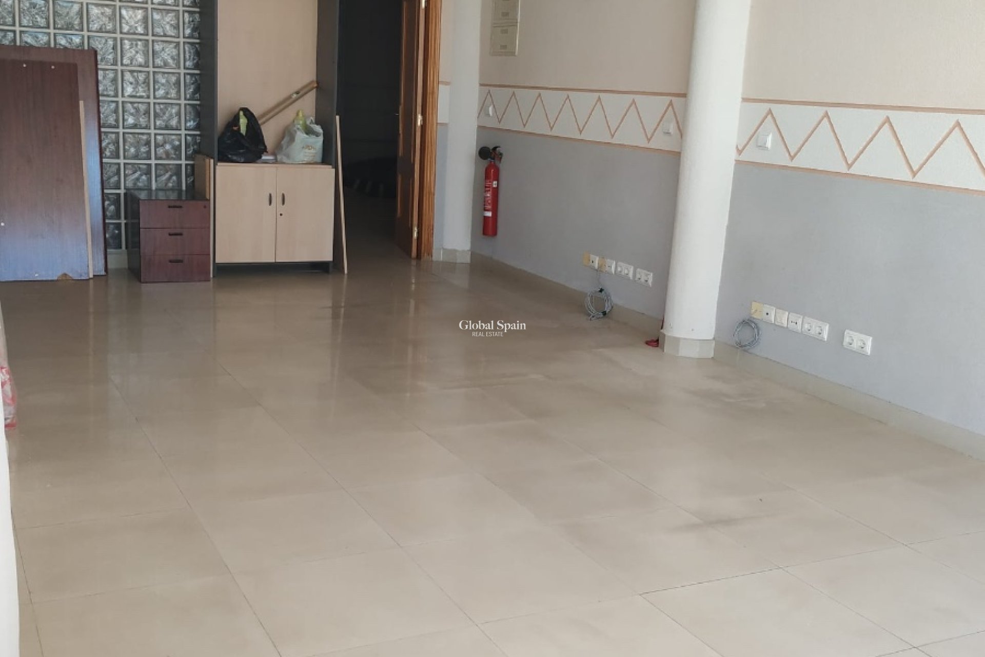 Venta - Local -
BELLREGUARD - Playa