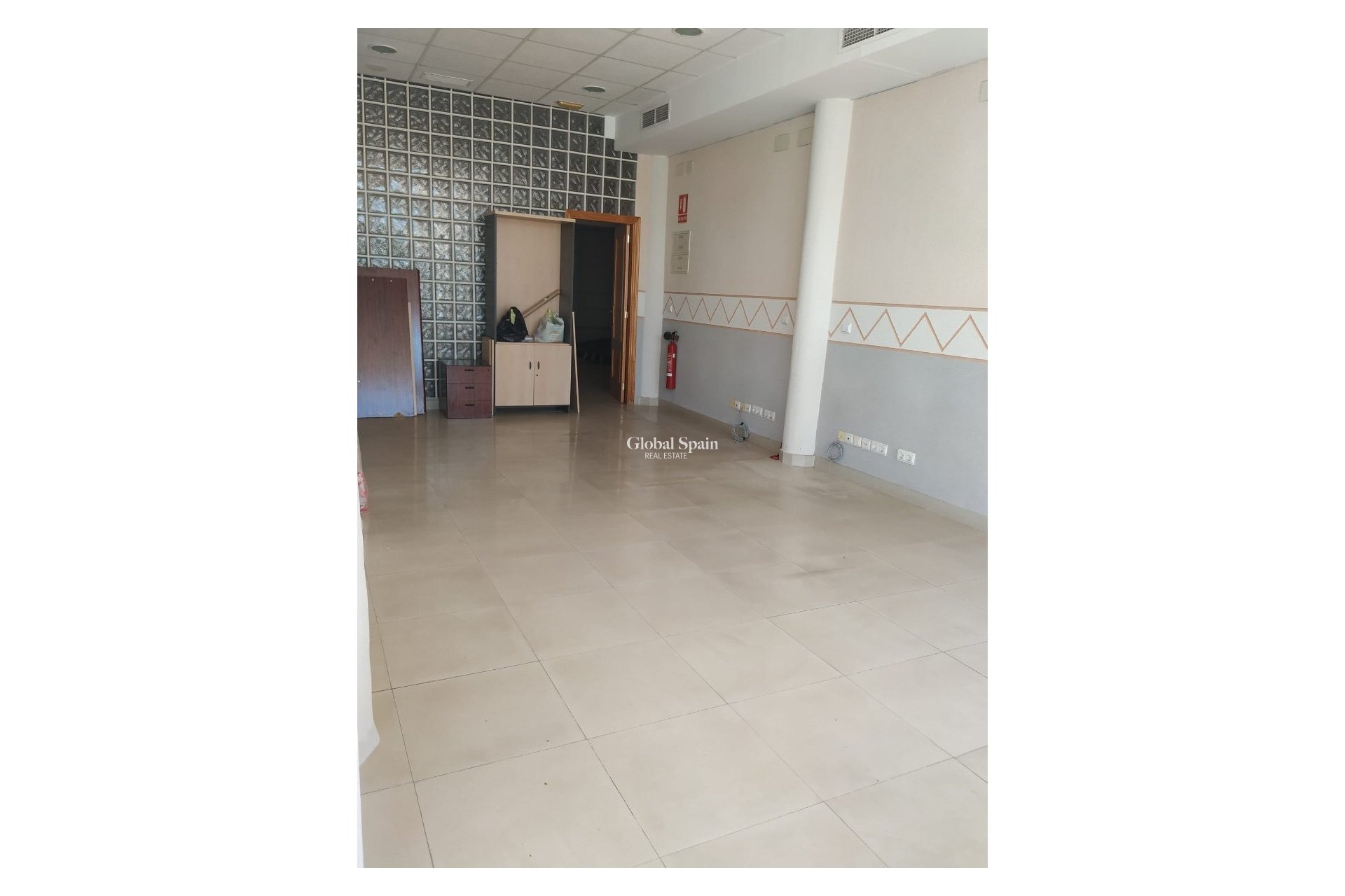 Venta - Local -
Bellreguard - Playa