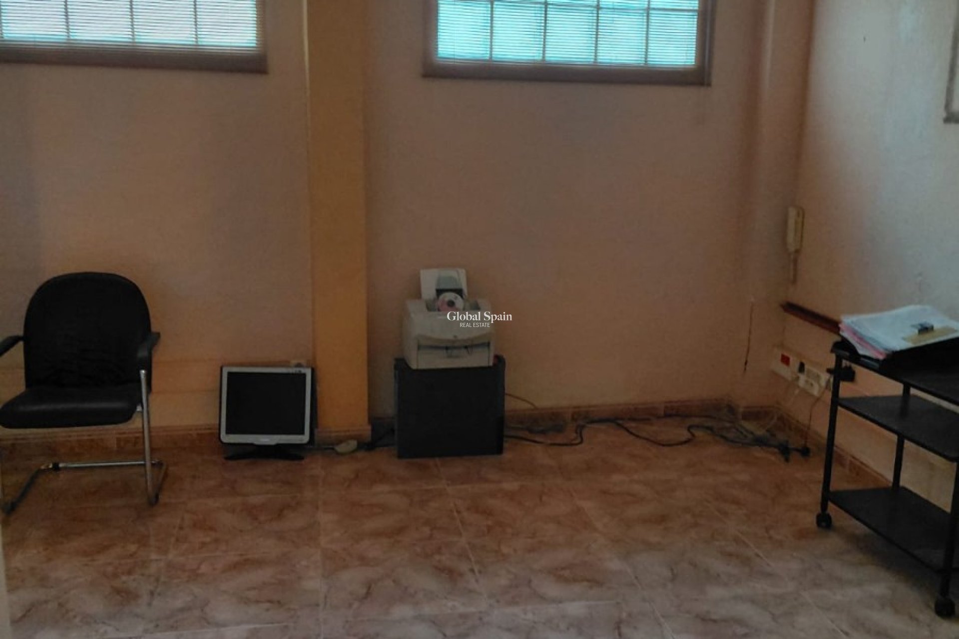 Venta - Local -
BENIDORM - Centro