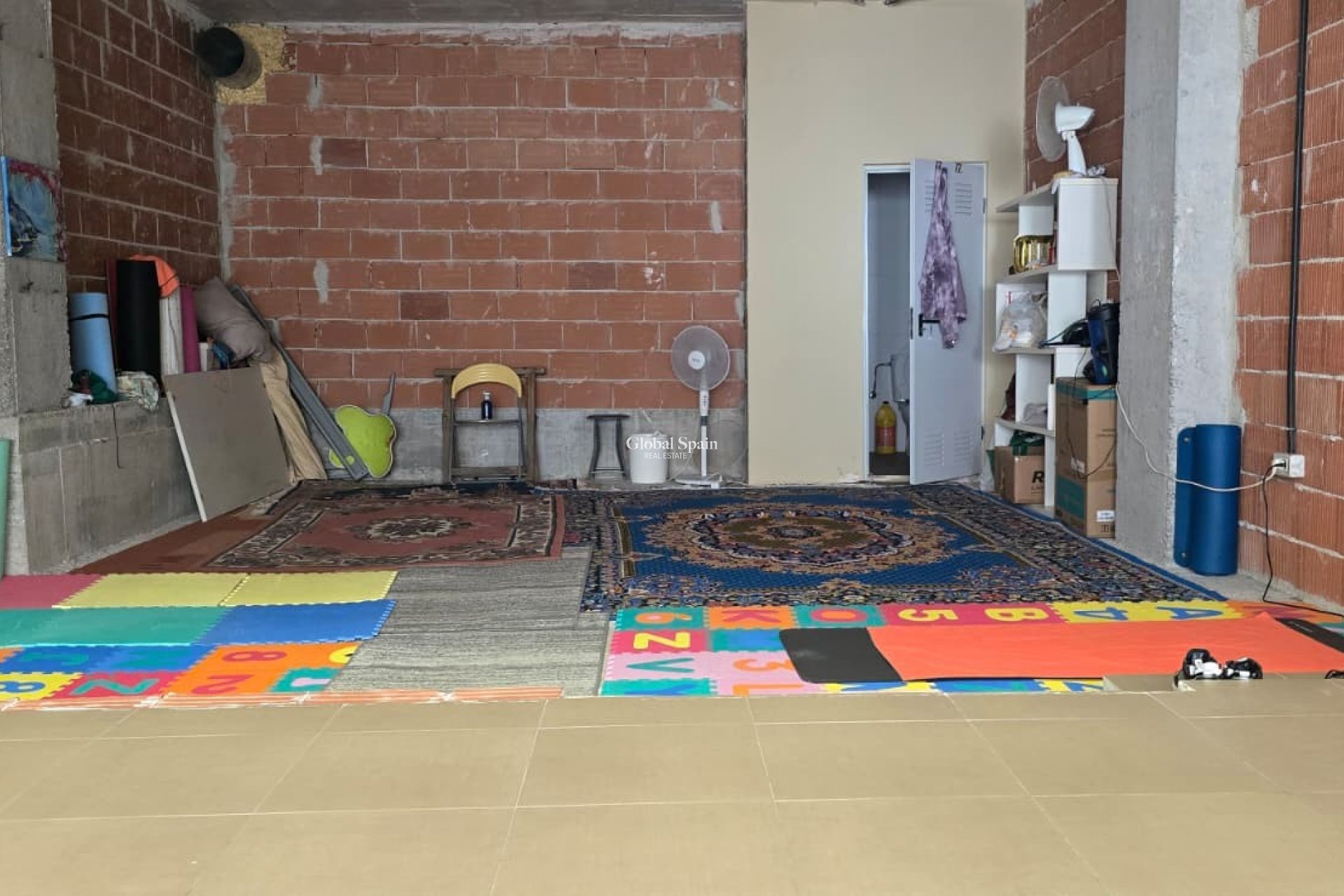 Venta - Local -
Benidorm - Levante