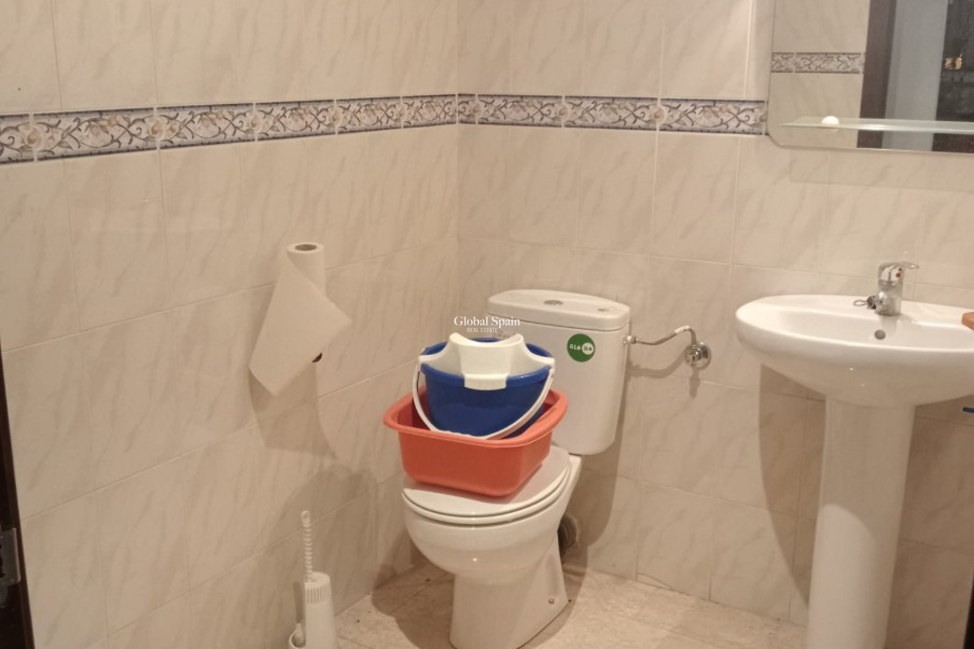 Venta - Local -
BENIDORM - Levante