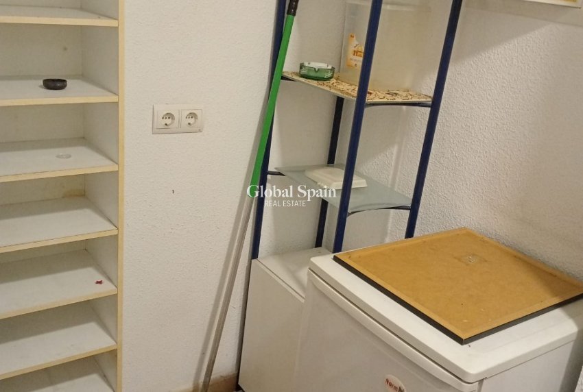 Venta - Local -
BENIDORM - Levante