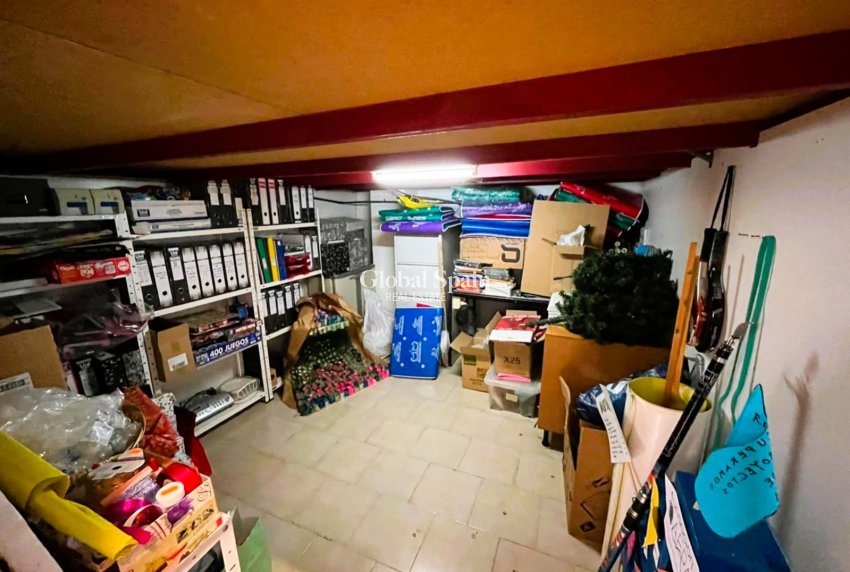 Venta - Local -
DENIA - Center