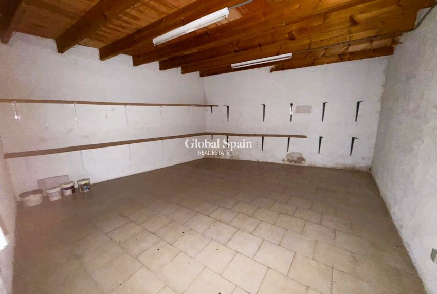 Venta - Local -
DENIA - Center