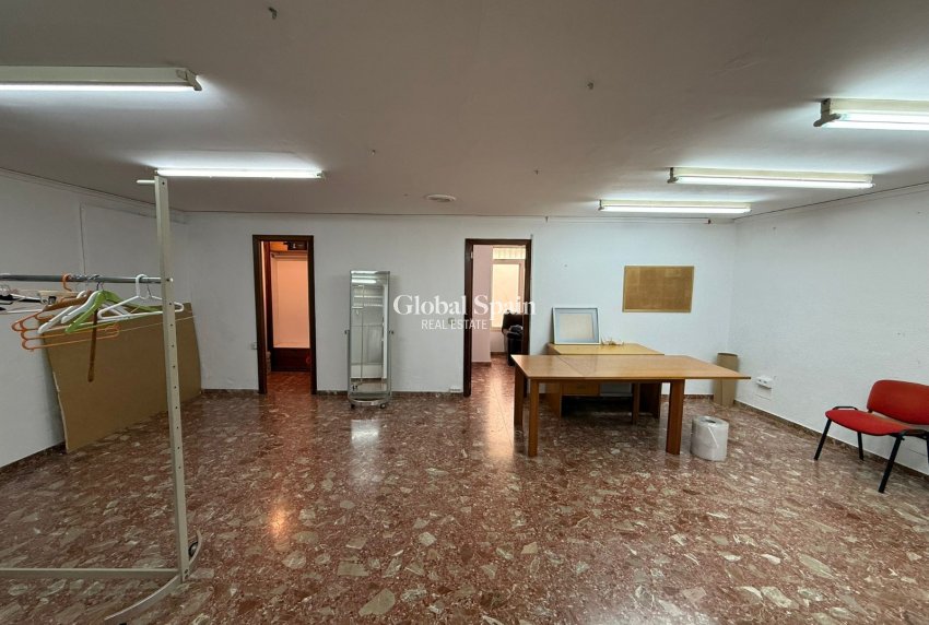 Venta - Local -
TABERNES DE VALLDIGNA - Pueblo