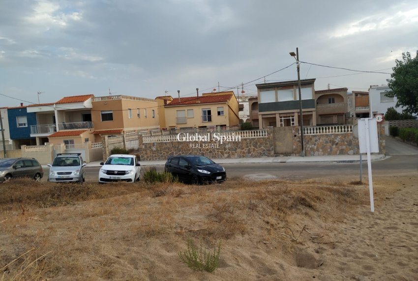 Venta - Parcela urbana -
Gandía - MARENYS