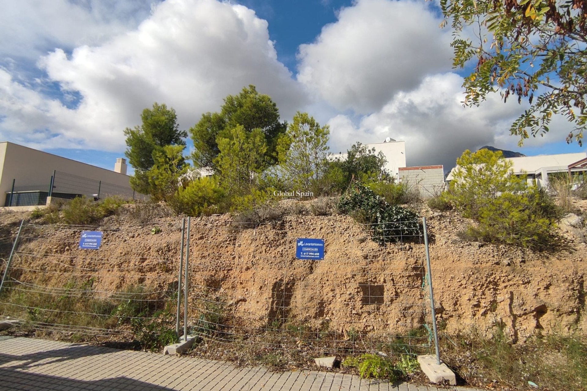 Venta - Parcela urbana -
POLOP - Polop