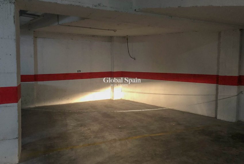 Venta - Parking Space / Garage -
TORREVIEJA - Nueva Torrevieja