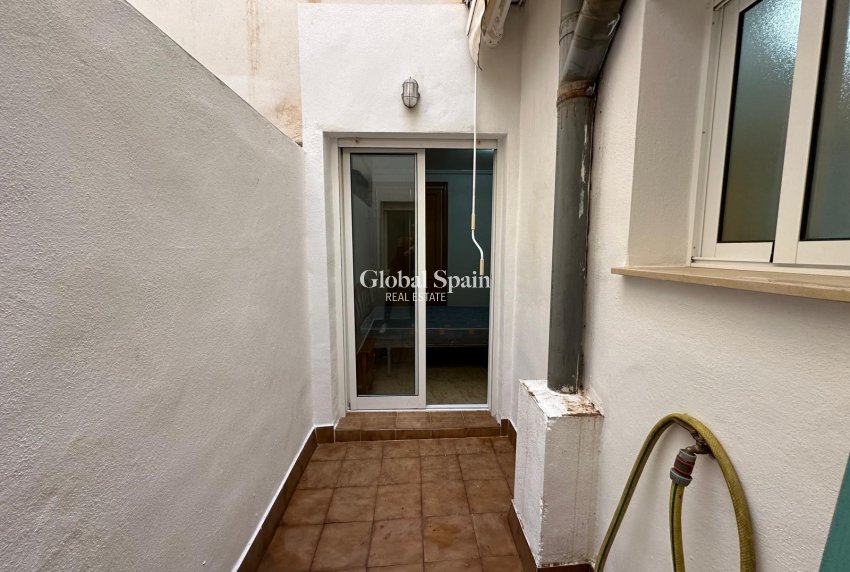 Venta - Planta baja -
LOS MONTESINOS - Los Montesinos