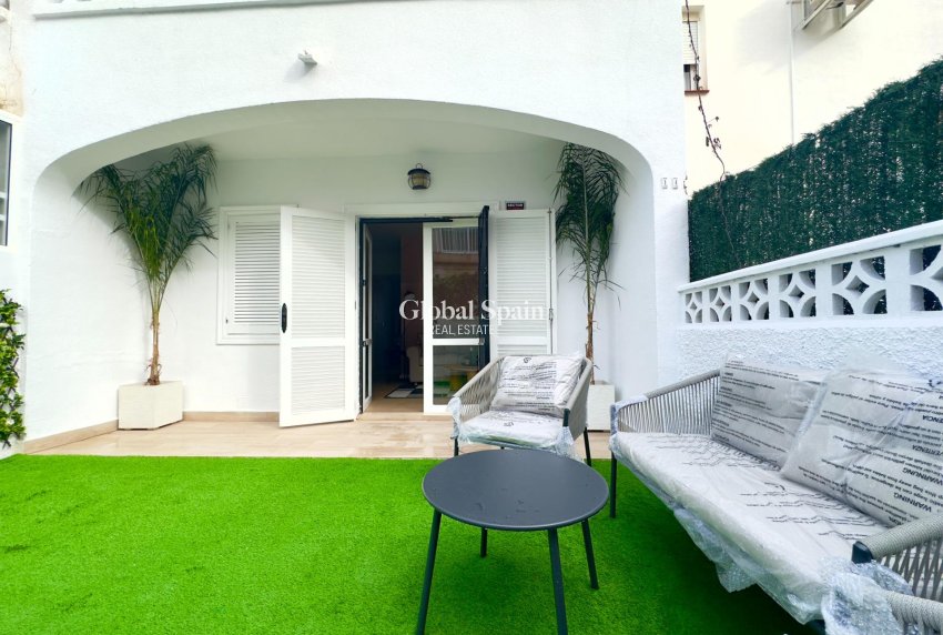 Venta - Planta baja -
ORIHUELA COSTA - La Regia