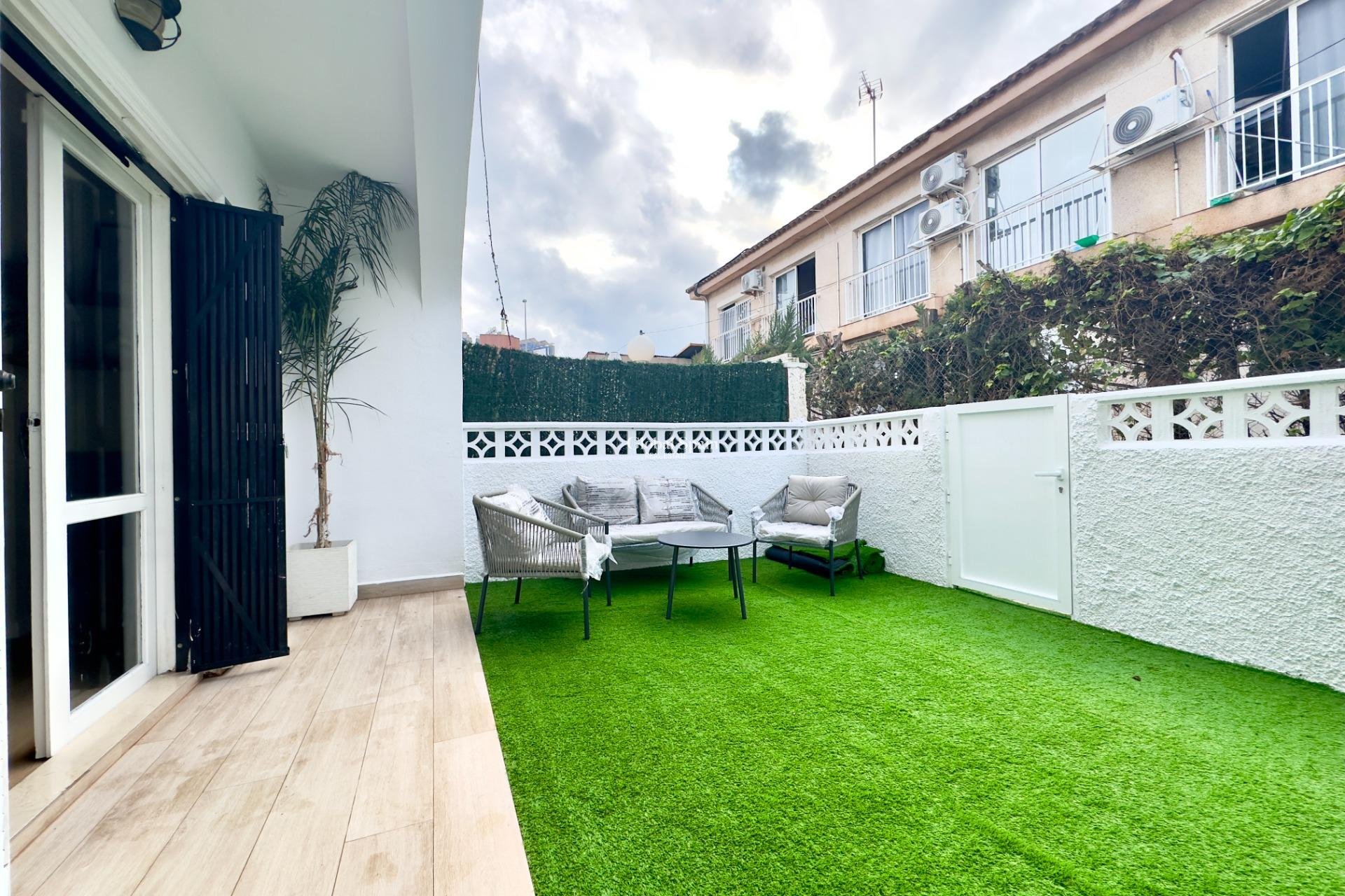 Venta - Planta baja -
ORIHUELA COSTA - La Regia