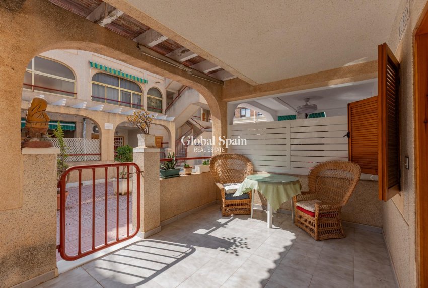 Venta - Planta baja -
TORREVIEJA - Acequion