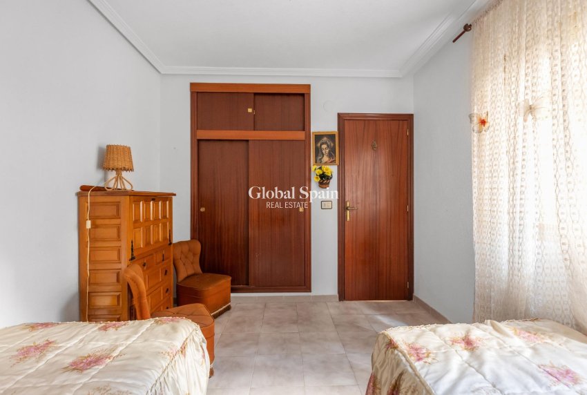 Venta - Planta baja -
TORREVIEJA - Acequion