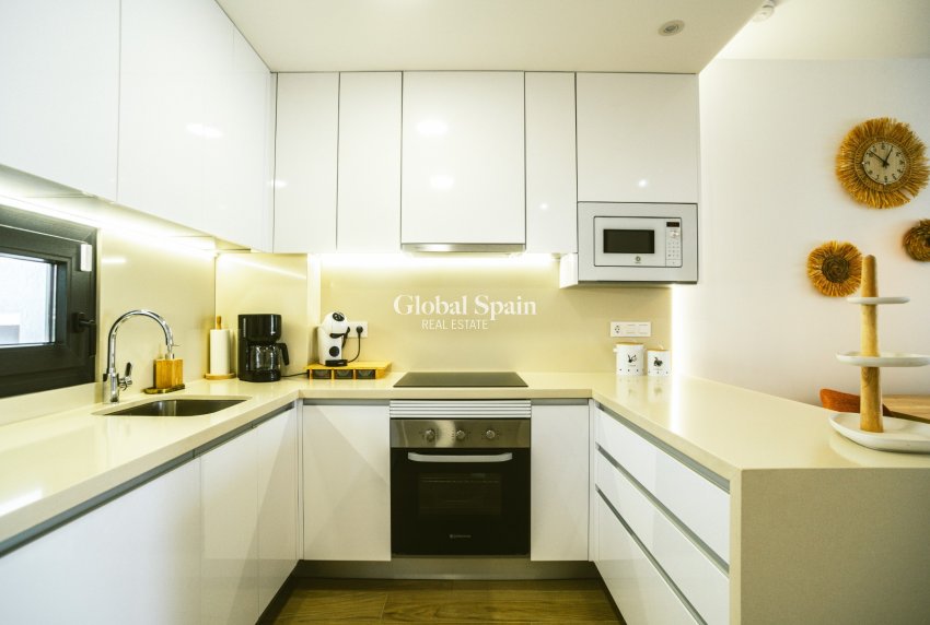 Venta - Planta baja -
TORREVIEJA - LOS BALCONES - LOS ALTOS