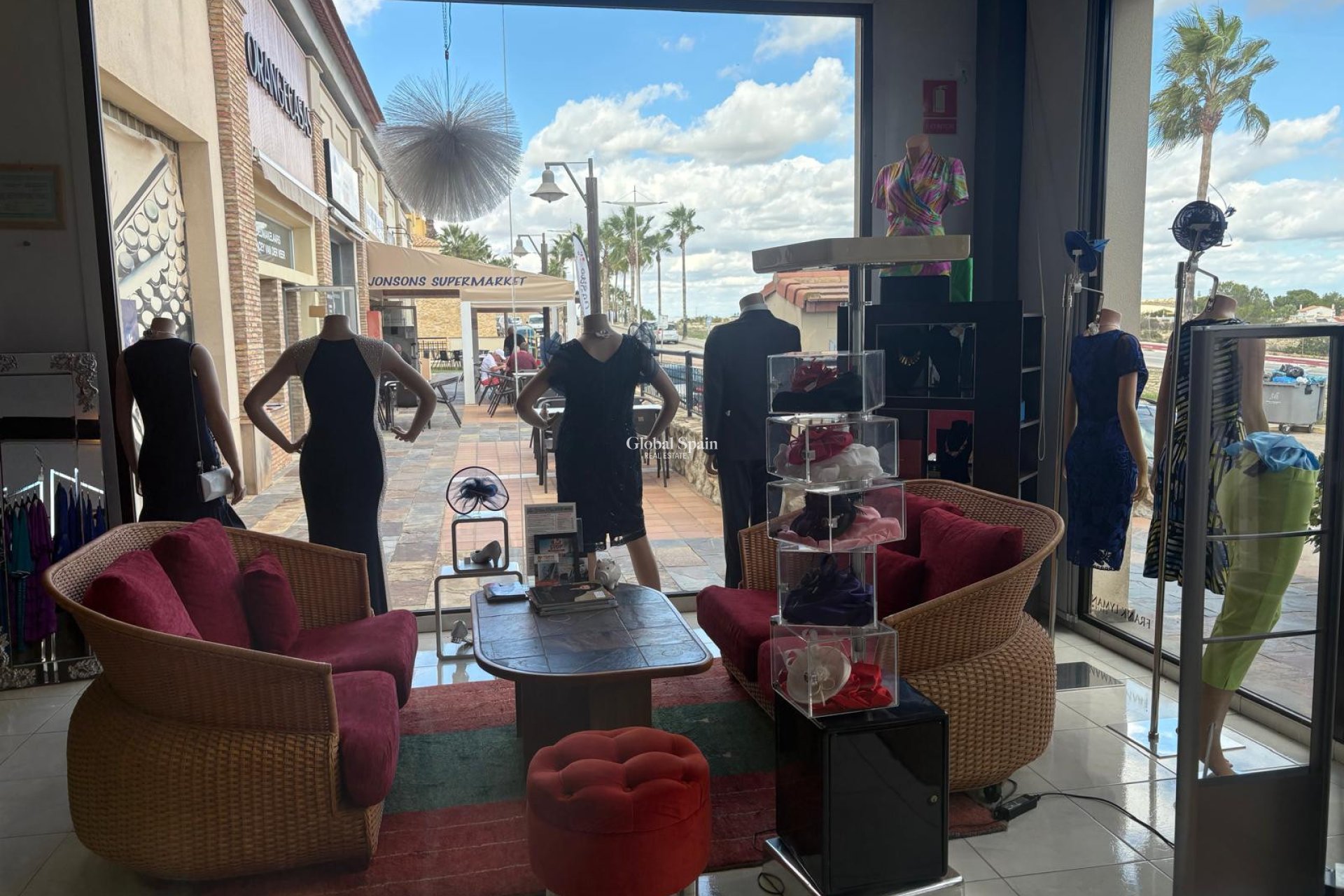 Venta - PROPIEDAD COMERCIAL -
ALGORFA - LA FINCA GOLF / ALGORFA