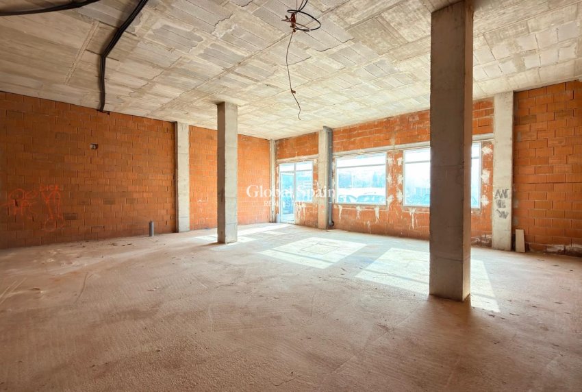 Venta - PROPIEDAD COMERCIAL -
ORIHUELA COSTA - Los Dolses