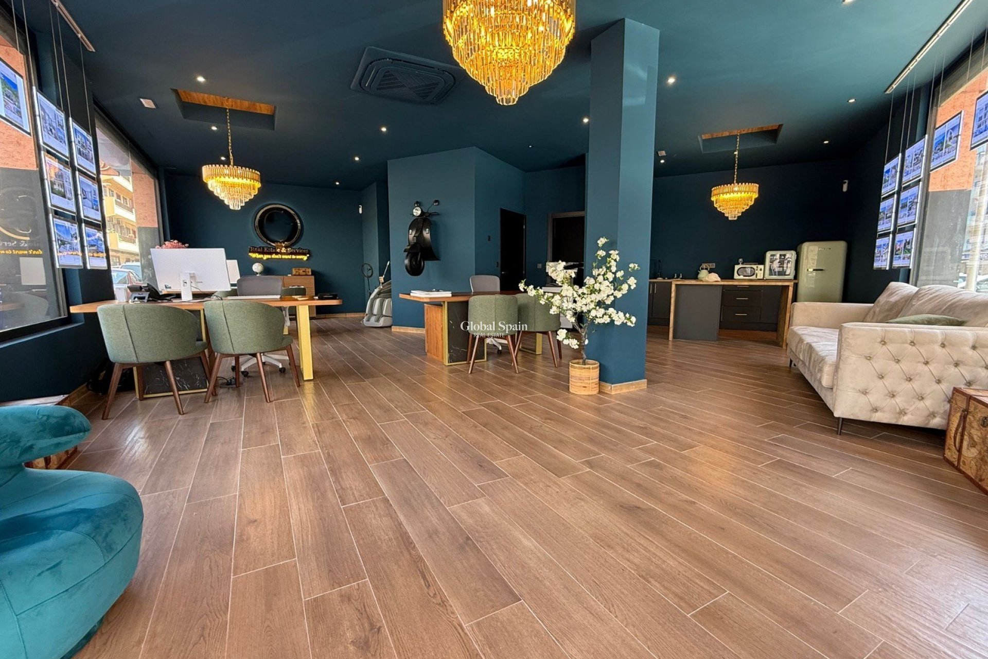 Venta - PROPIEDAD COMERCIAL -
PALMA - Mallorca