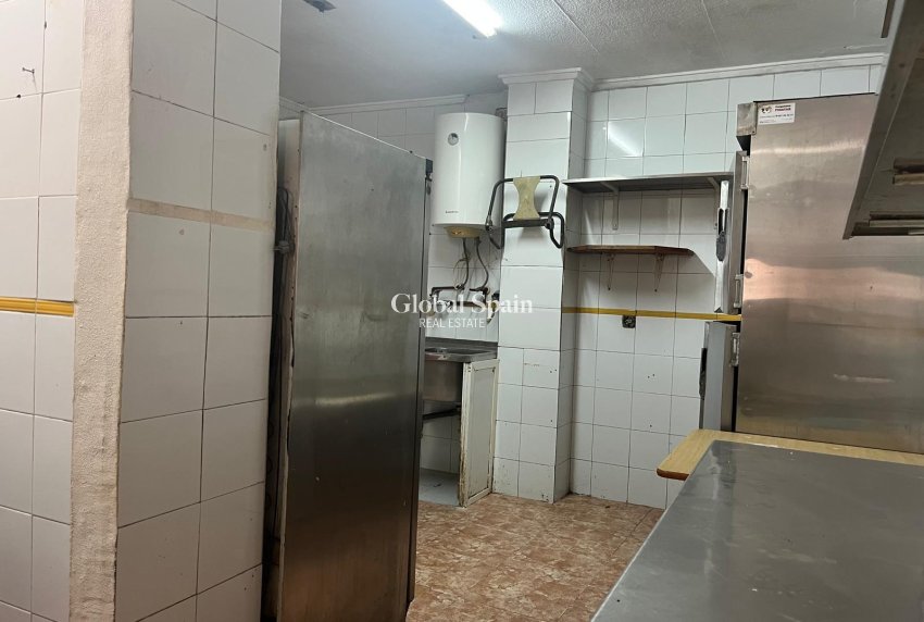 Venta - Propiedad Comercial -
TORREVIEJA - Center