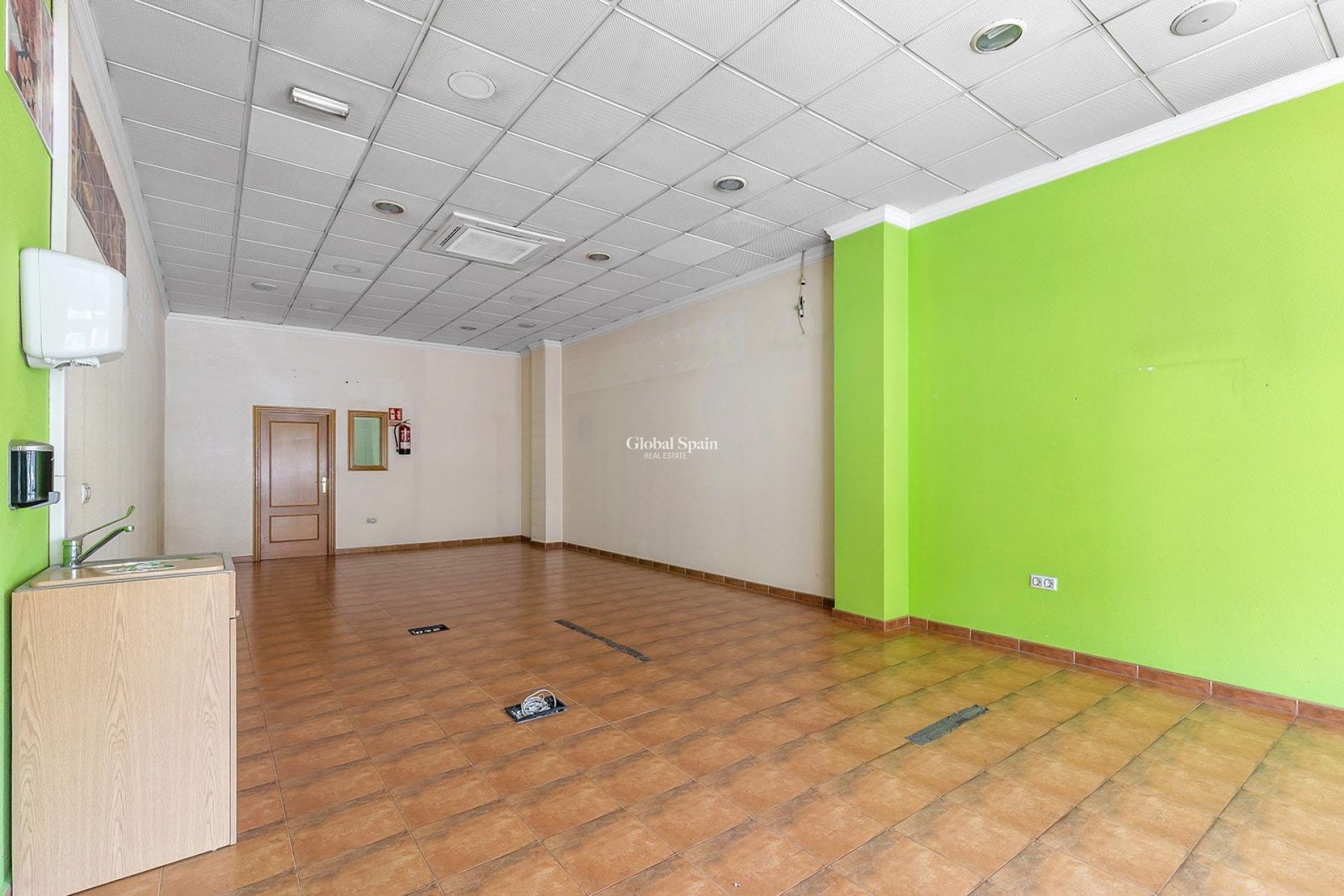 Venta - PROPIEDAD COMERCIAL -
TORREVIEJA - Centro