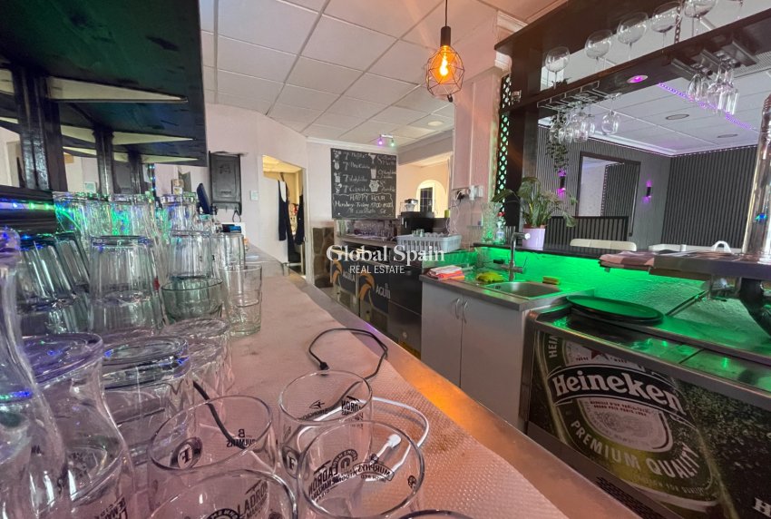 Venta - PROPIEDAD COMERCIAL -
TORREVIEJA - Comunidad Valenciana