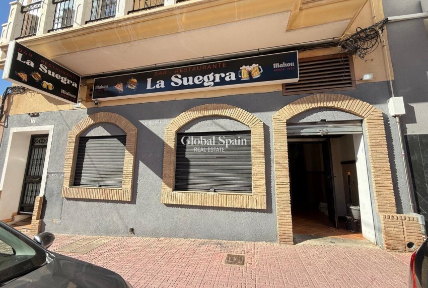 Venta - PROPIEDAD COMERCIAL -
TORREVIEJA - Estacion de autobuses