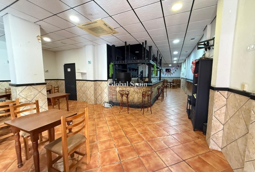 Venta - PROPIEDAD COMERCIAL -
TORREVIEJA - Estacion de autobuses