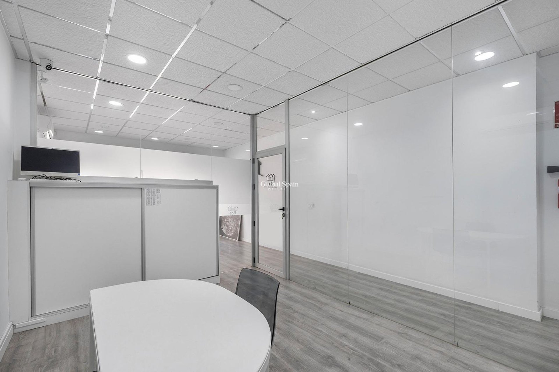 Venta - PROPIEDAD COMERCIAL -
TORREVIEJA - La Mata pueblo