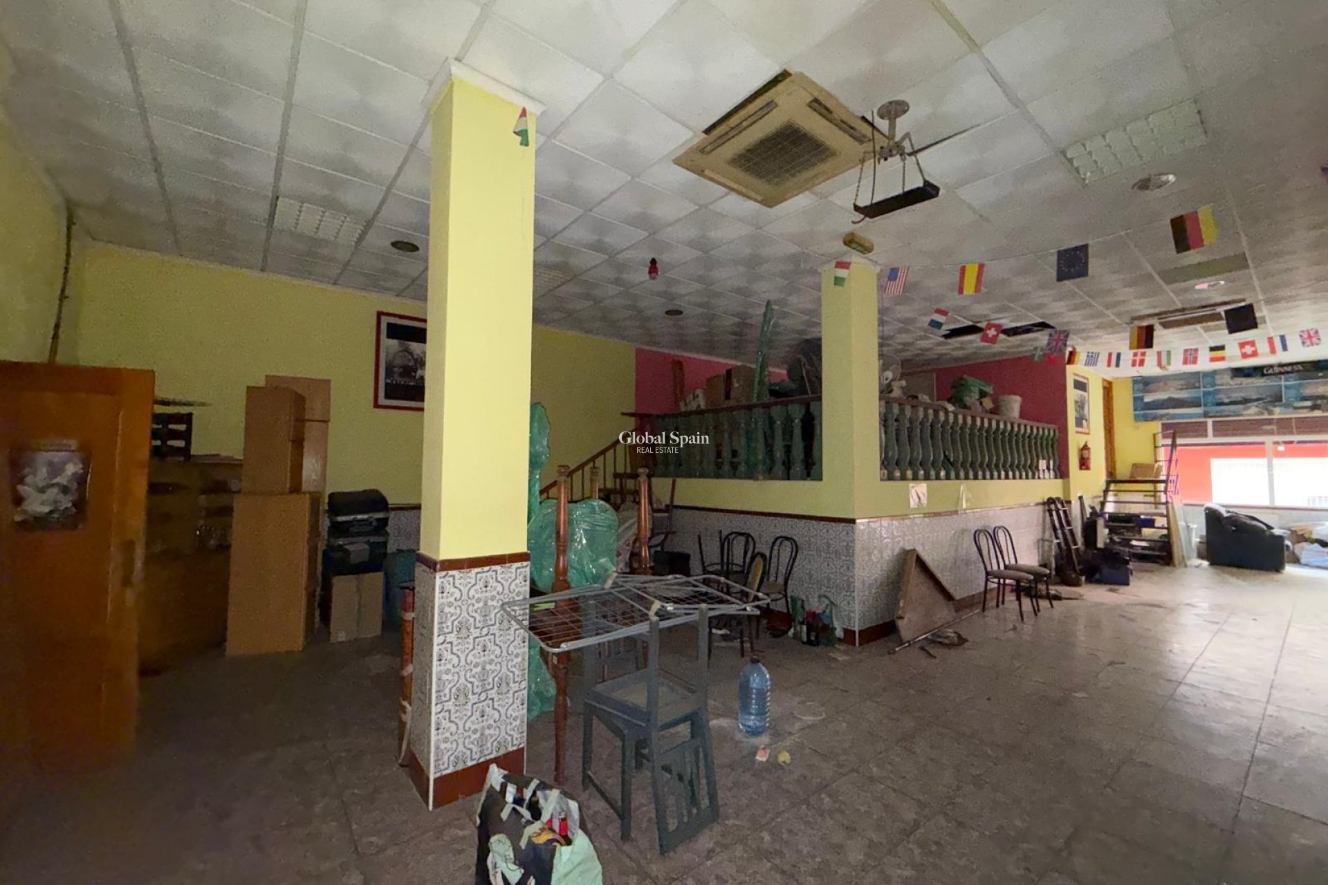 Venta - PROPIEDAD COMERCIAL -
TORREVIEJA - Playa del cura