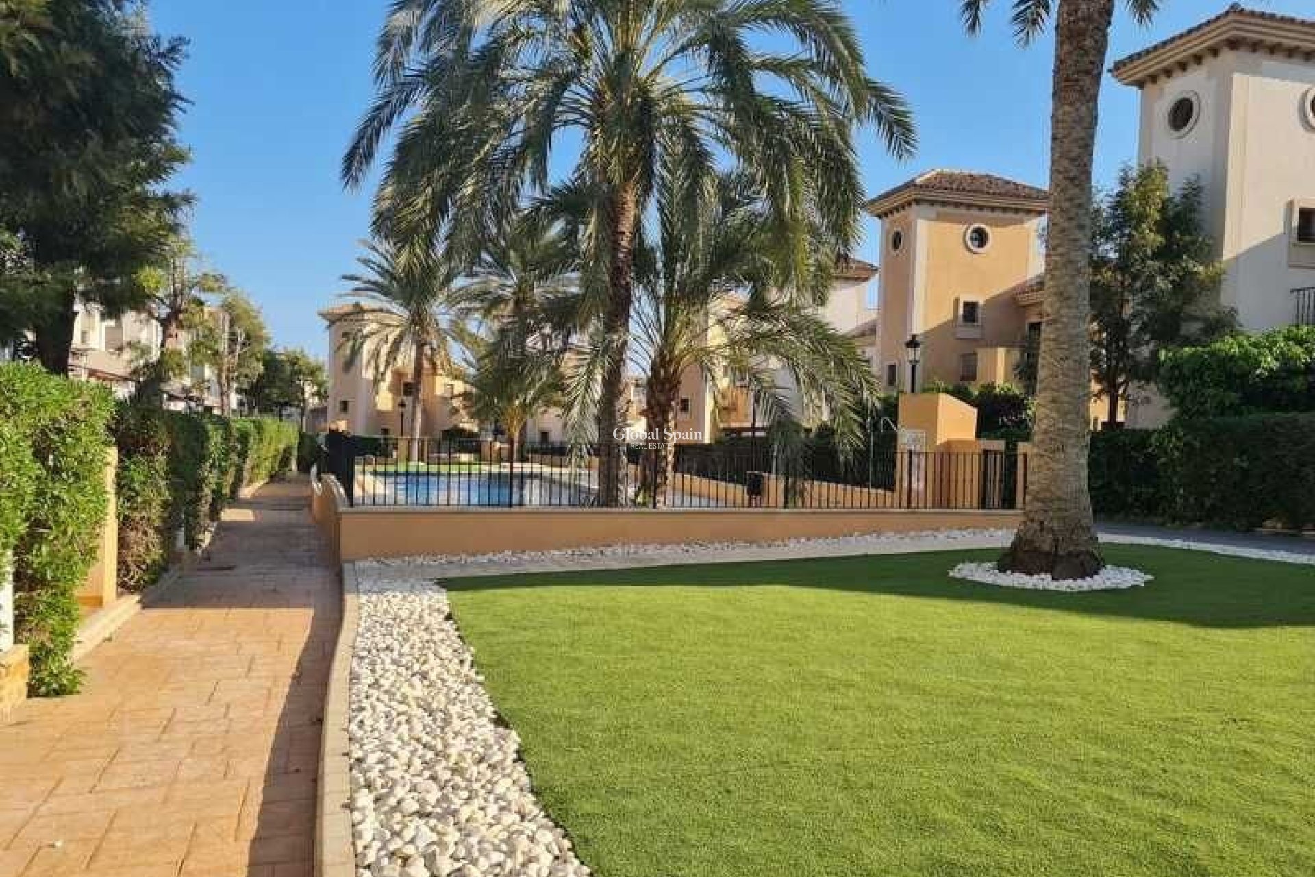 Venta - Semi separado -
ALGORFA - LA FINCA GOLF / ALGORFA