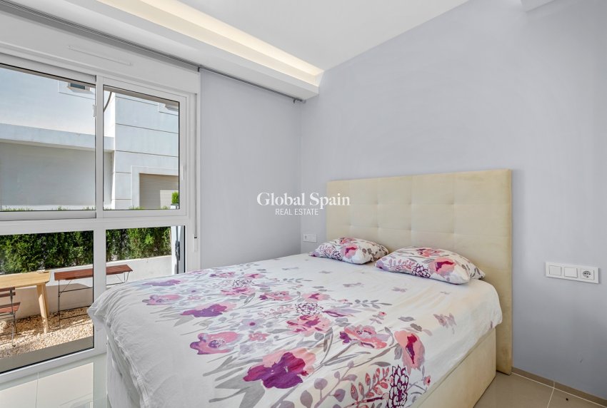 Venta - Semi separado -
CIUDAD QUESADA