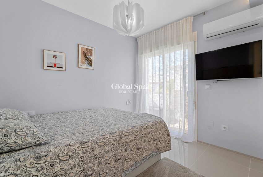 Venta - Semi separado -
CIUDAD QUESADA