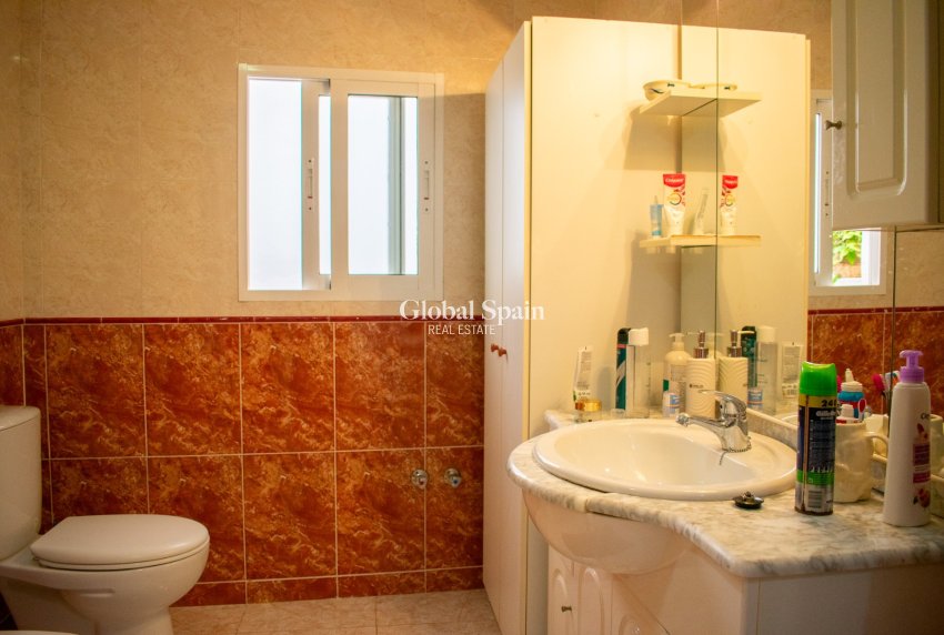 Venta - Semi separado -
GUARDAMAR DEL SEGURA - Guardamar pueblo