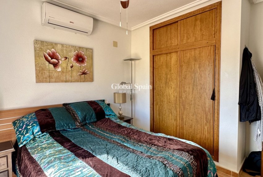 Venta - Semi separado -
ORIHUELA COSTA - LOS BALCONES - LOS ALTOS