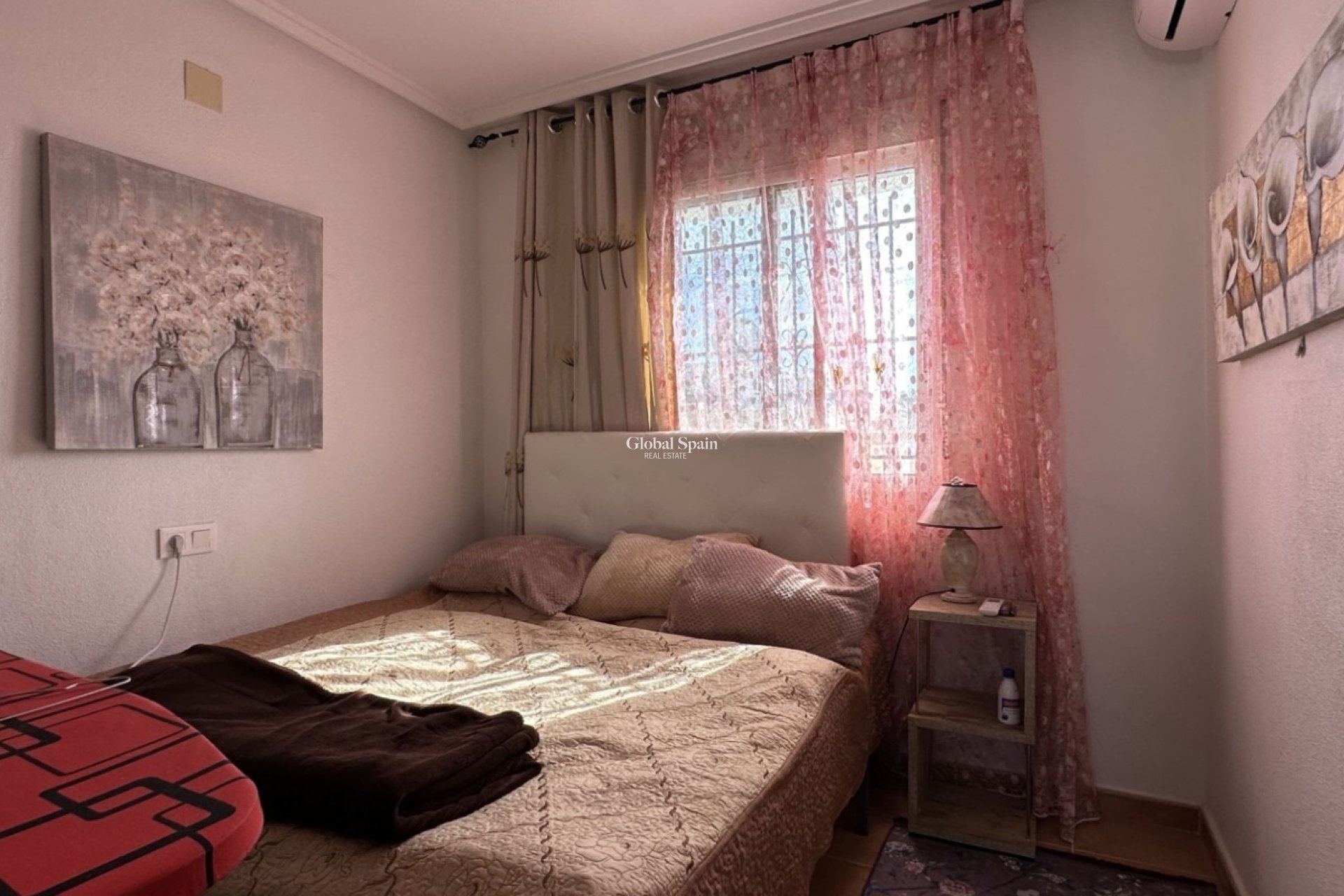 Venta - Semi separado -
ORIHUELA COSTA - LOS BALCONES - LOS ALTOS