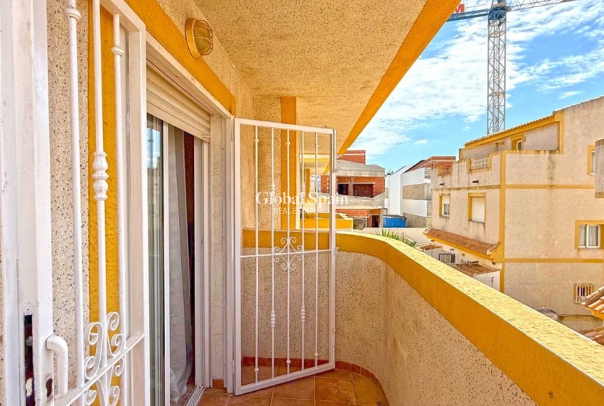 Venta - Semi separado -
ORIHUELA COSTA - LOS BALCONES - LOS ALTOS