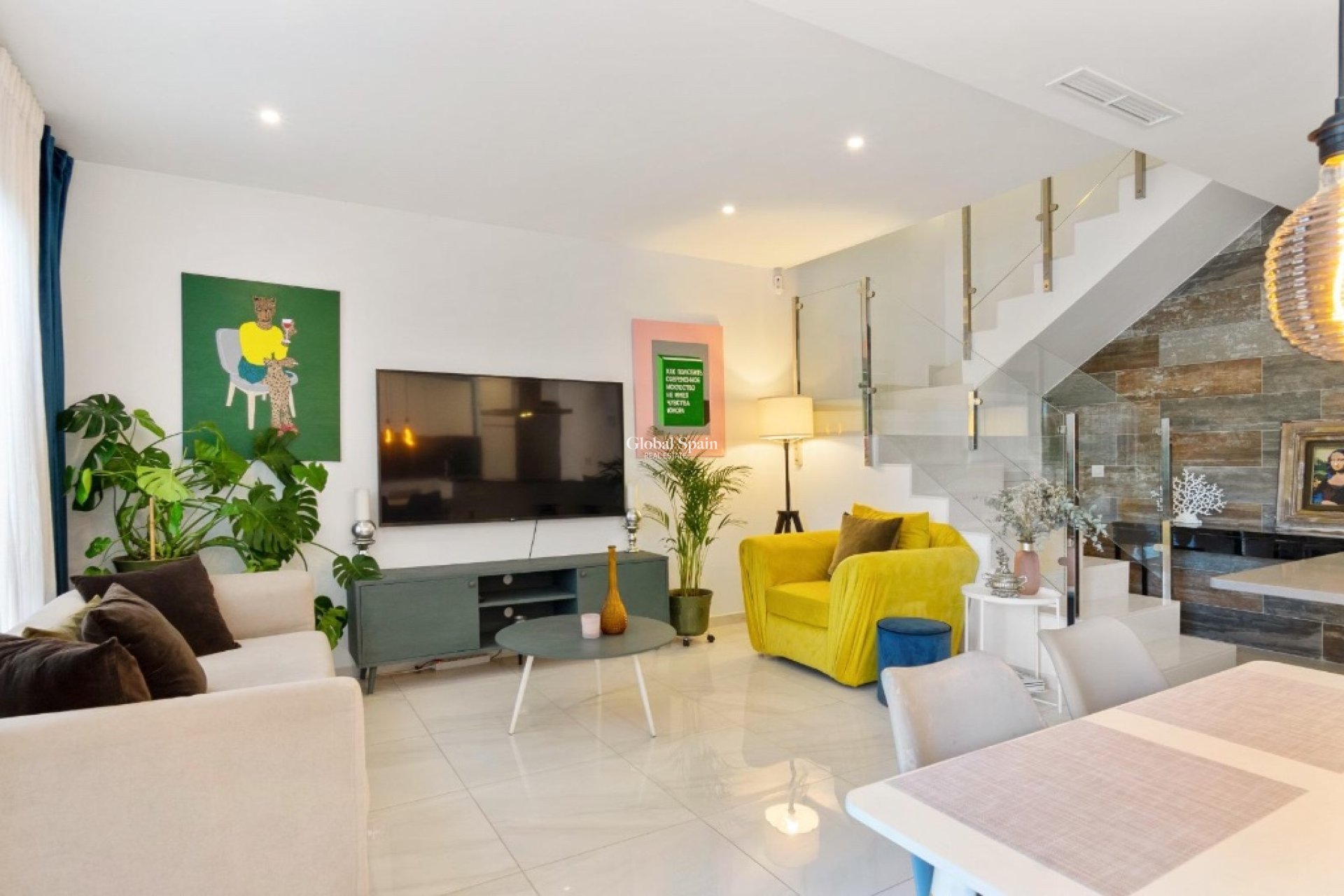 Venta - Semi separado -
ORIHUELA COSTA - VILLAMARTÍN