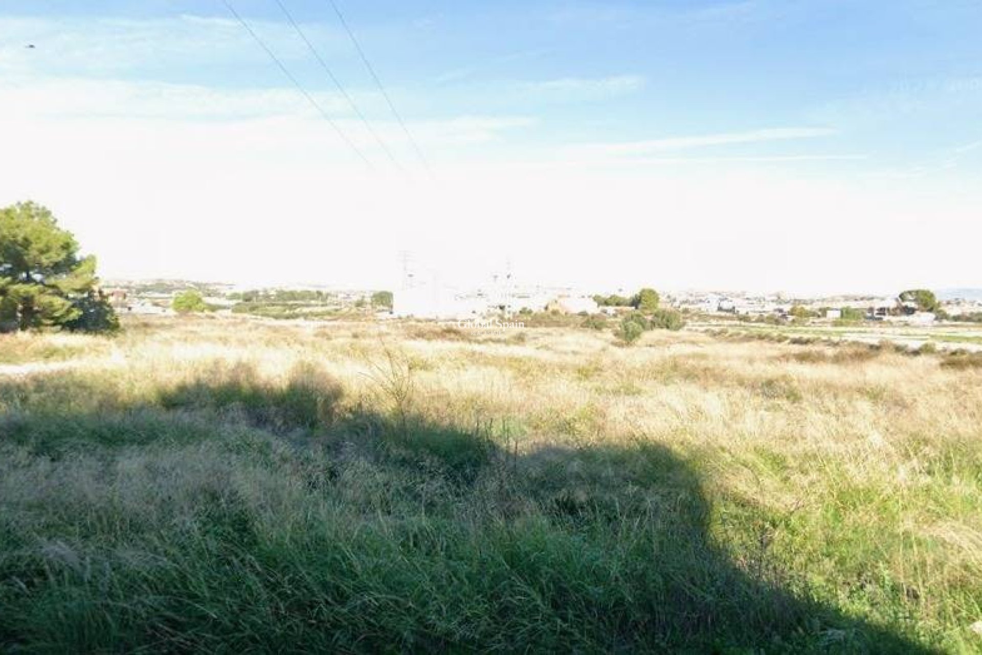 Venta - TERRENO -
ALCANTARILLA