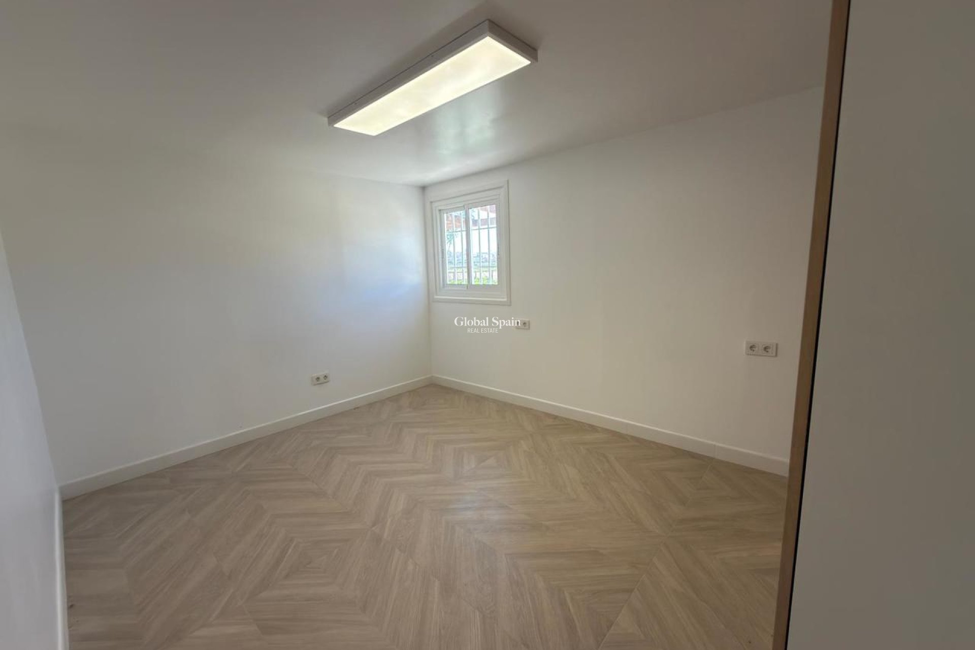 Venta - TERRENO -
ALGORFA - Inland