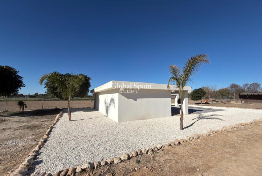 Venta - TERRENO -
ALGORFA - Inland