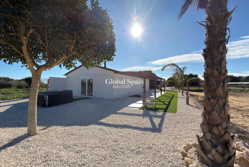 Venta - TERRENO -
ALGORFA - Inland