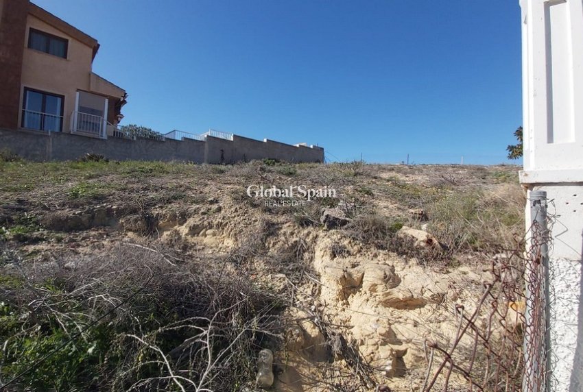 Venta - TERRENO -
CIUDAD QUESADA