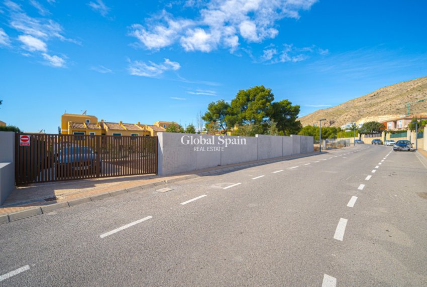 Venta - TERRENO -
FINESTRAT - Costa Blanca