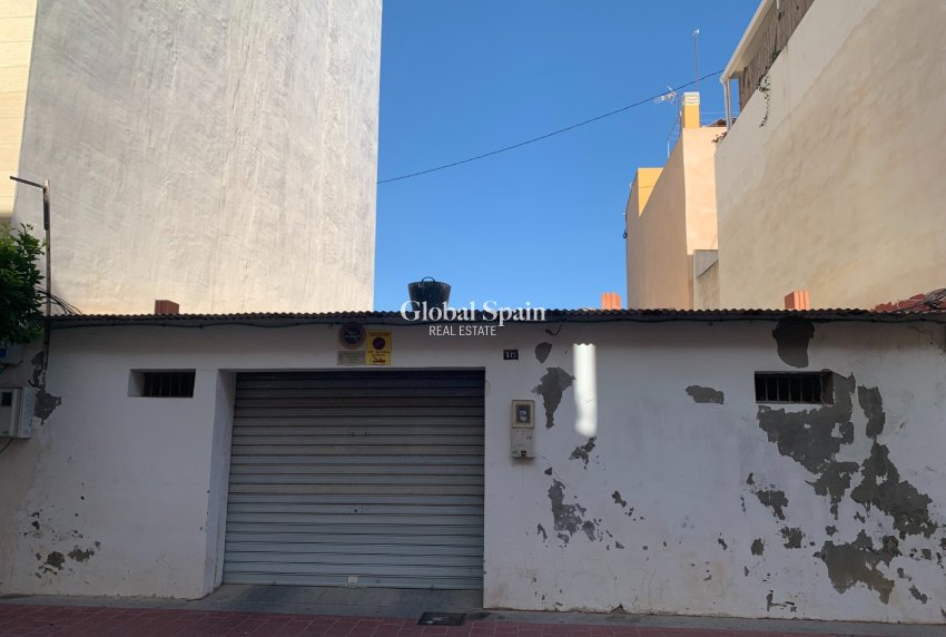 Venta - TERRENO -
GUARDAMAR DEL SEGURA - Guardamar pueblo