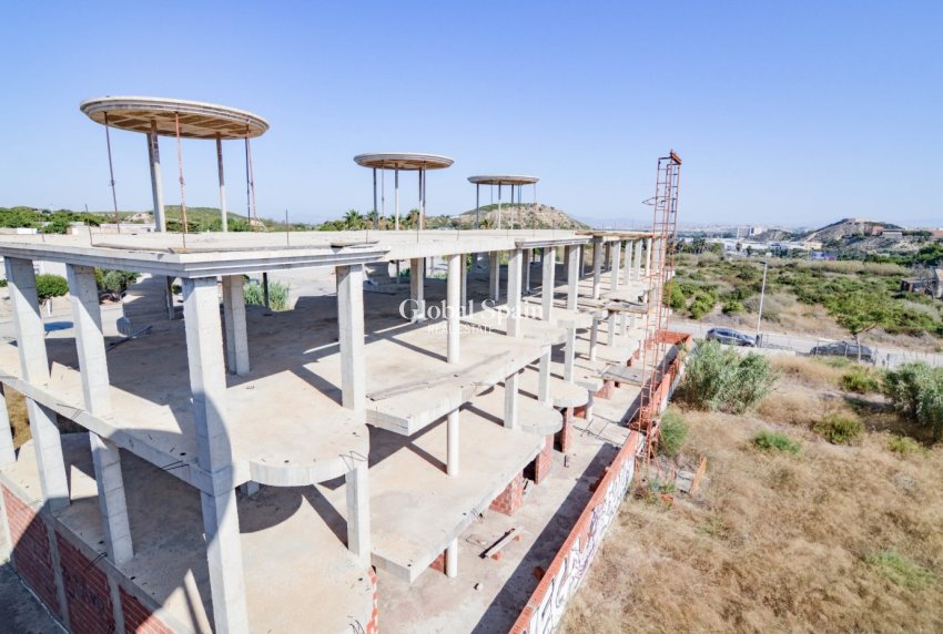 Venta - TERRENO -
GUARDAMAR DEL SEGURA