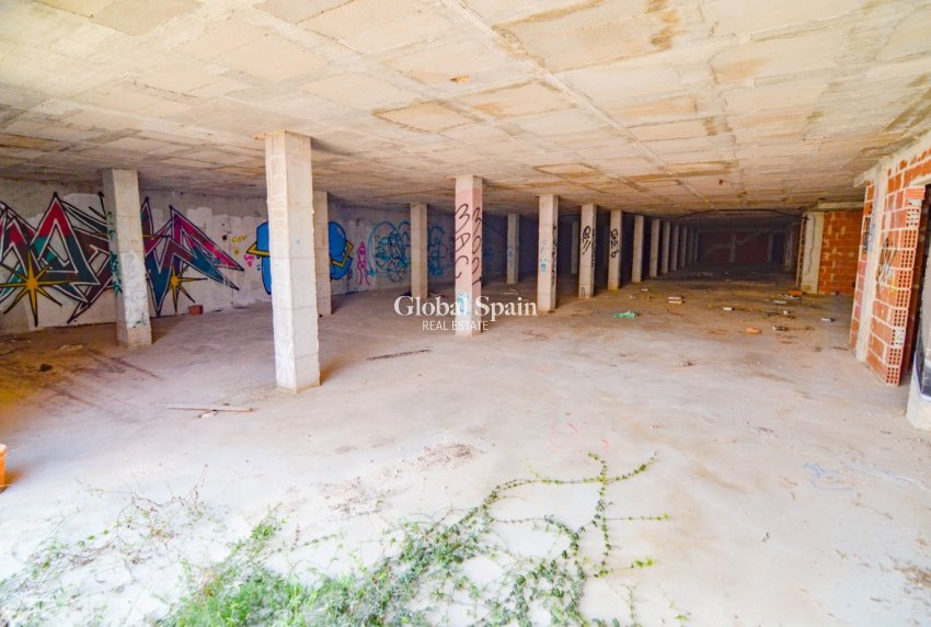 Venta - TERRENO -
GUARDAMAR DEL SEGURA